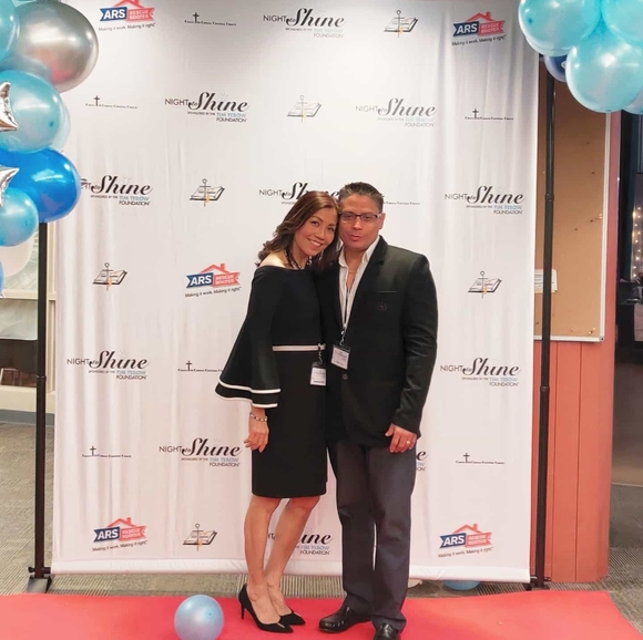 Dresses - Picture 4 of 8